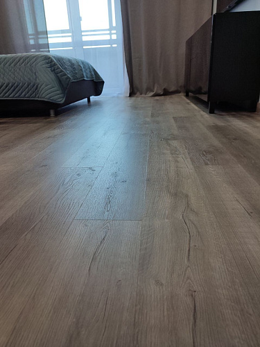 Кварцевый ламинат Fargo Comfort Дуб Урбан 81996 Кварцевый ламинат Fargo Comfort Дуб Урбан 81996